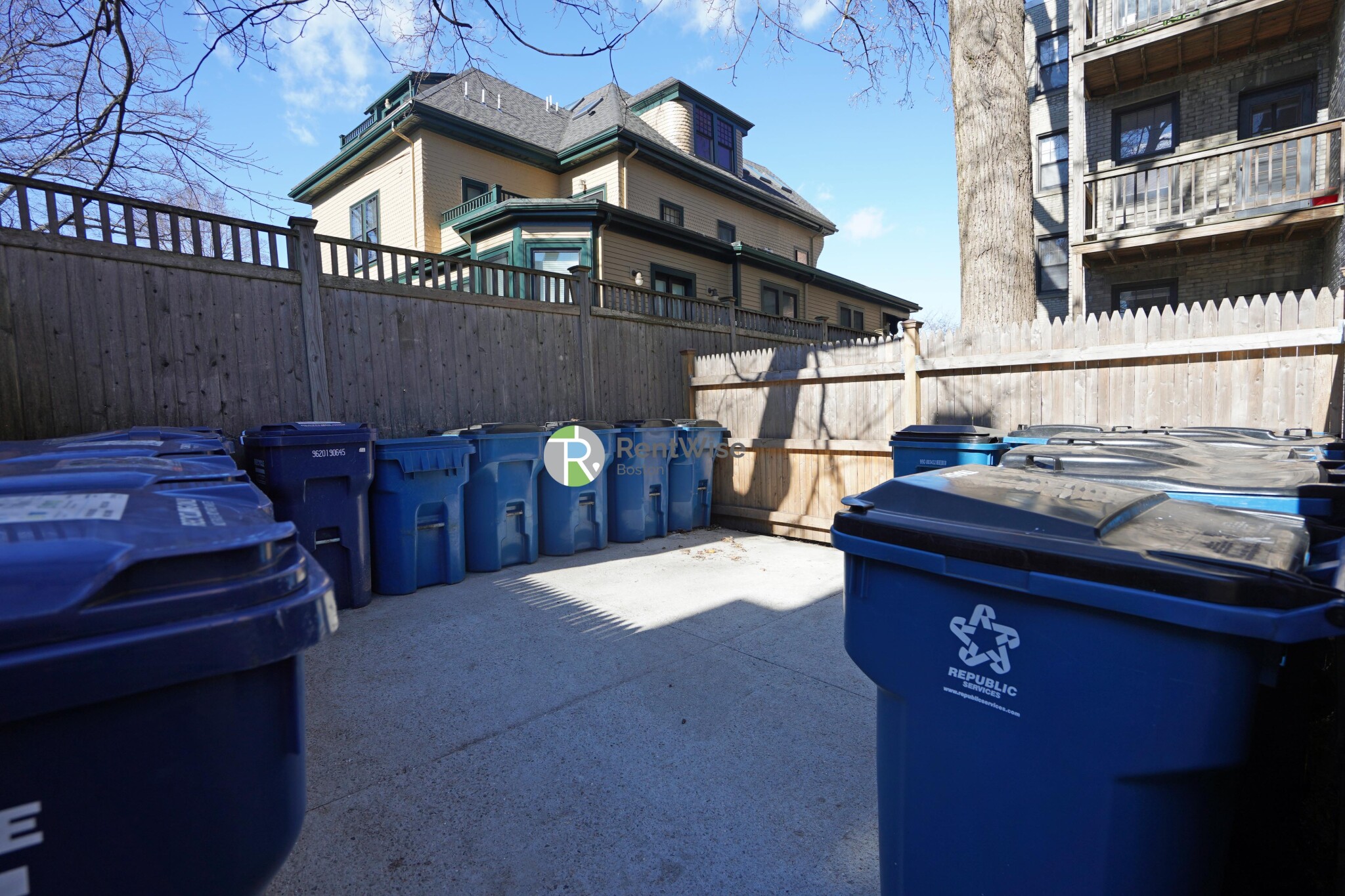 39 Clinton St, Mid-Cambridge