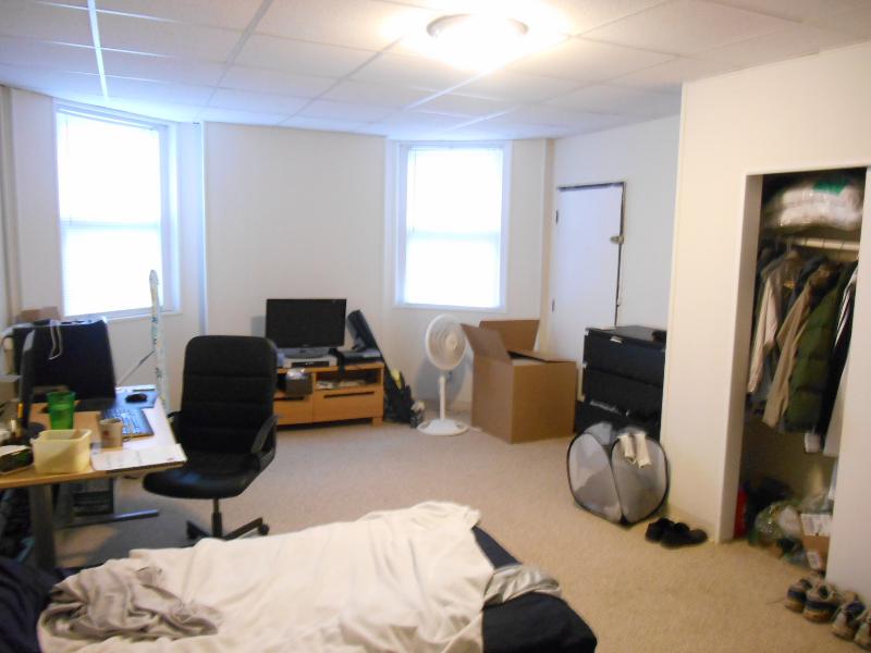 1055 Beacon St, Longwood