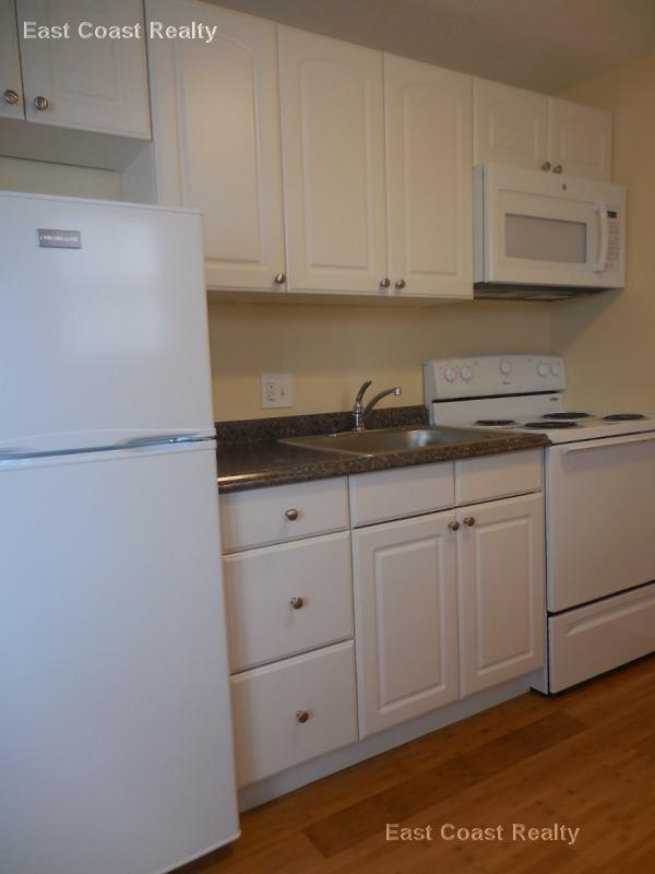 121 Ash St, South Side