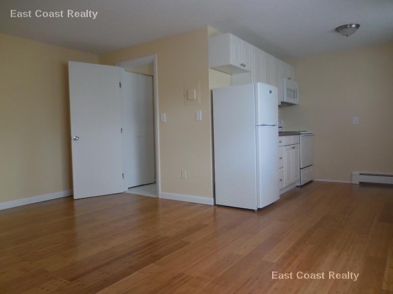 121 Ash St, South Side