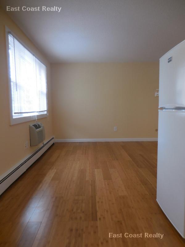 121 Ash St, South Side