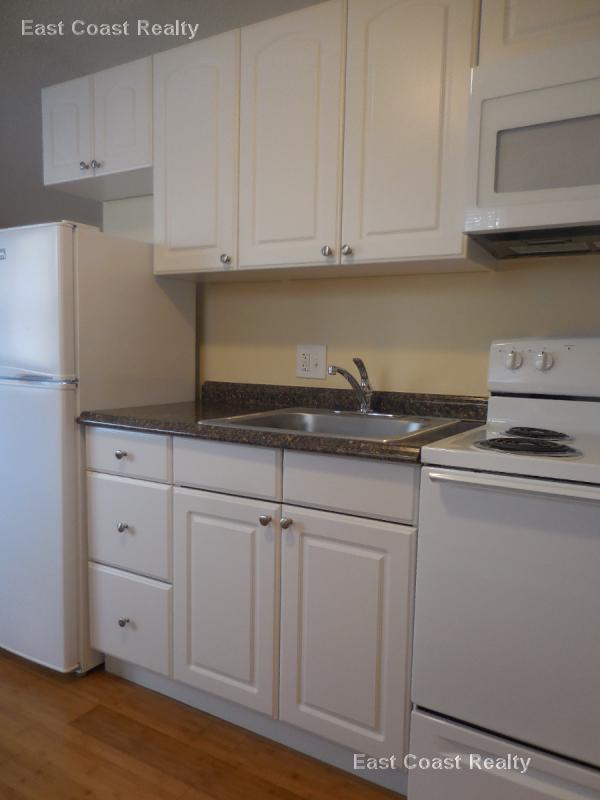 121 Ash St, South Side