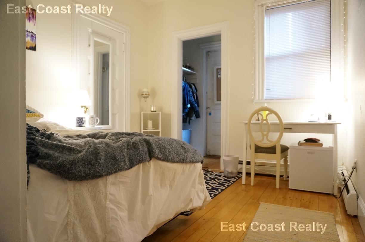 72 Gardner St, Allston