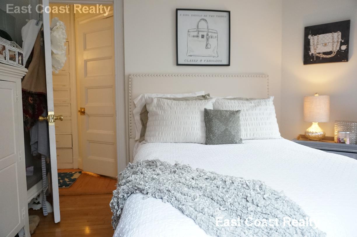 72 Gardner St, Allston