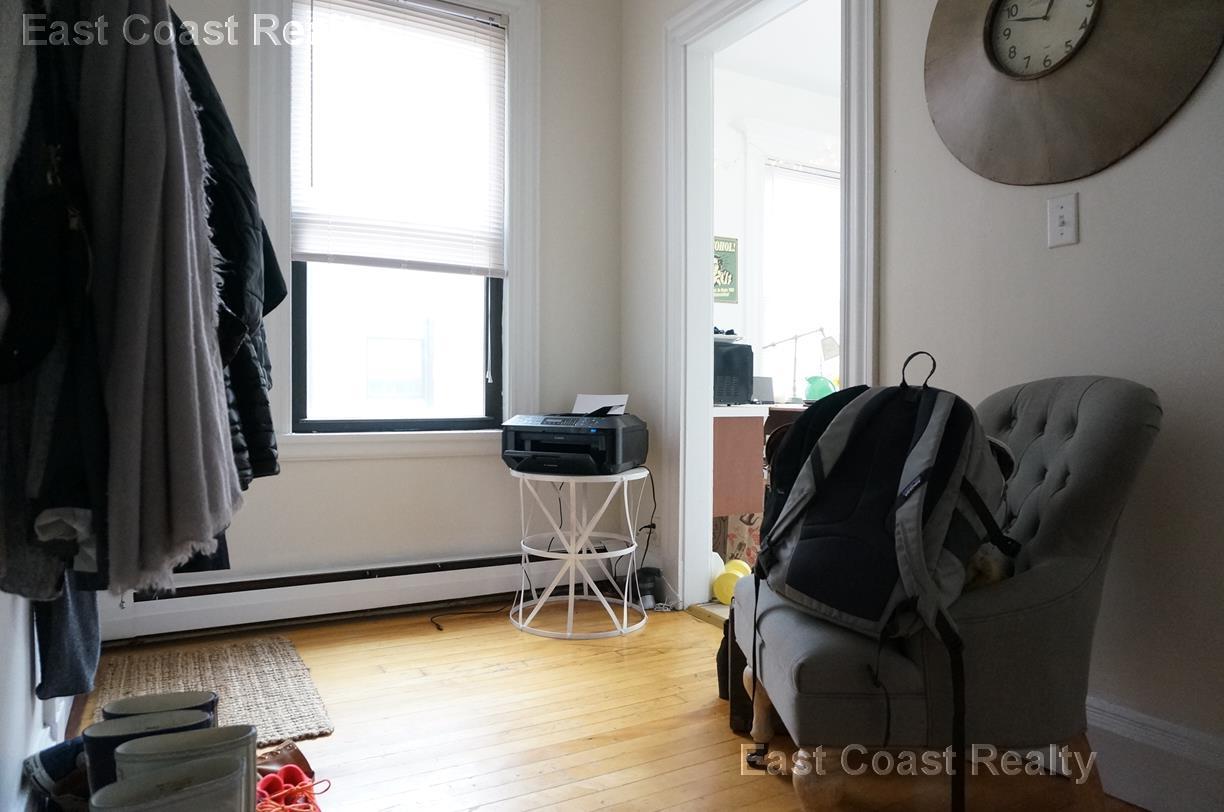 72 Gardner St, Allston