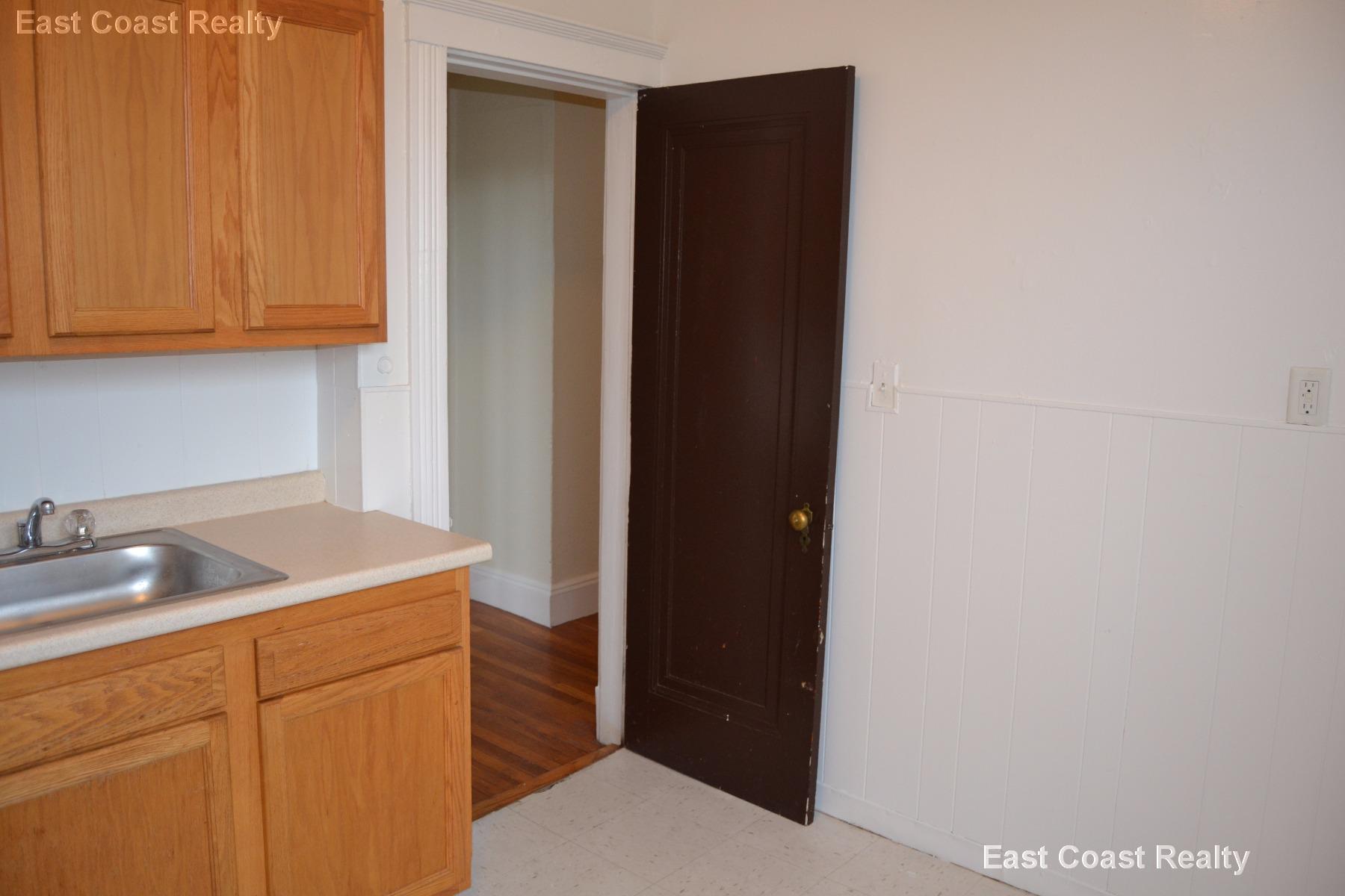 1800 Commonwealth Ave, Brighton