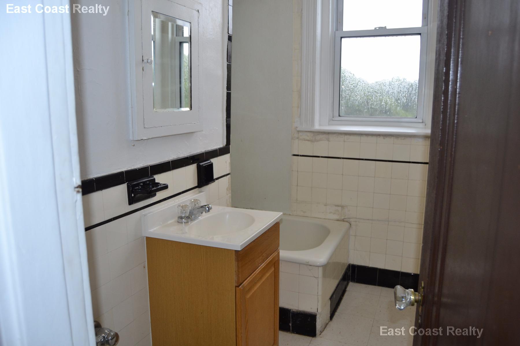 1800 Commonwealth Ave, Brighton