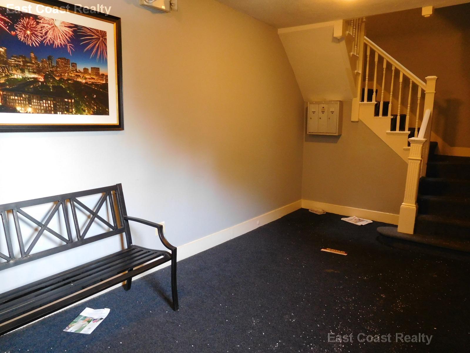 14 Lorraine Ter, Allston