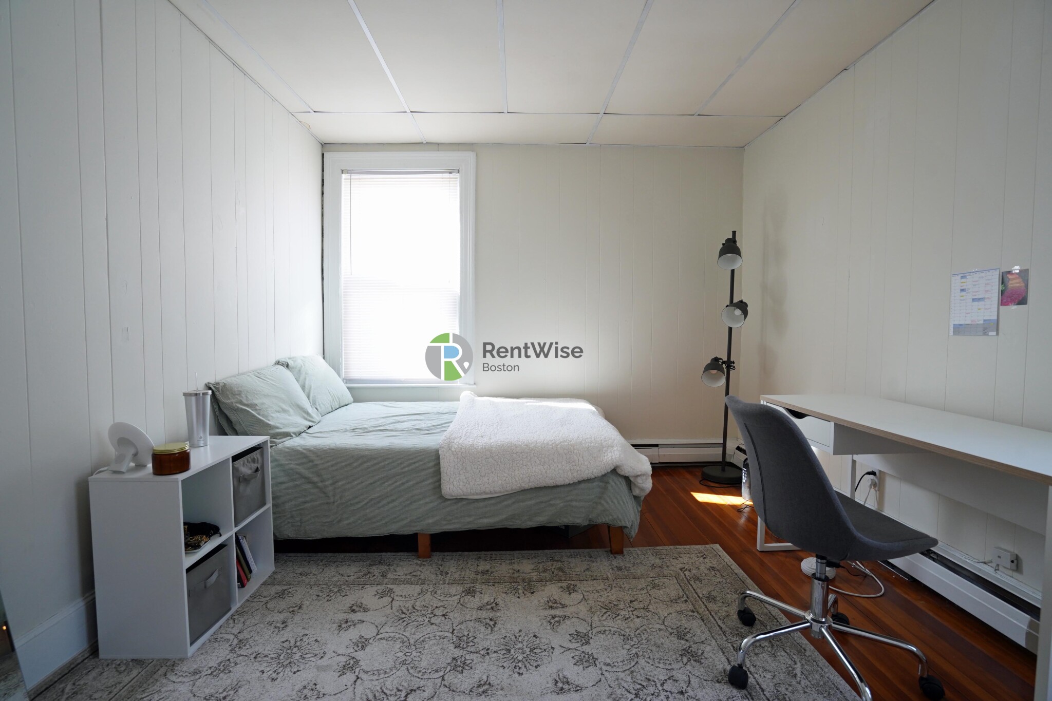 5 Ashford Ct, Allston