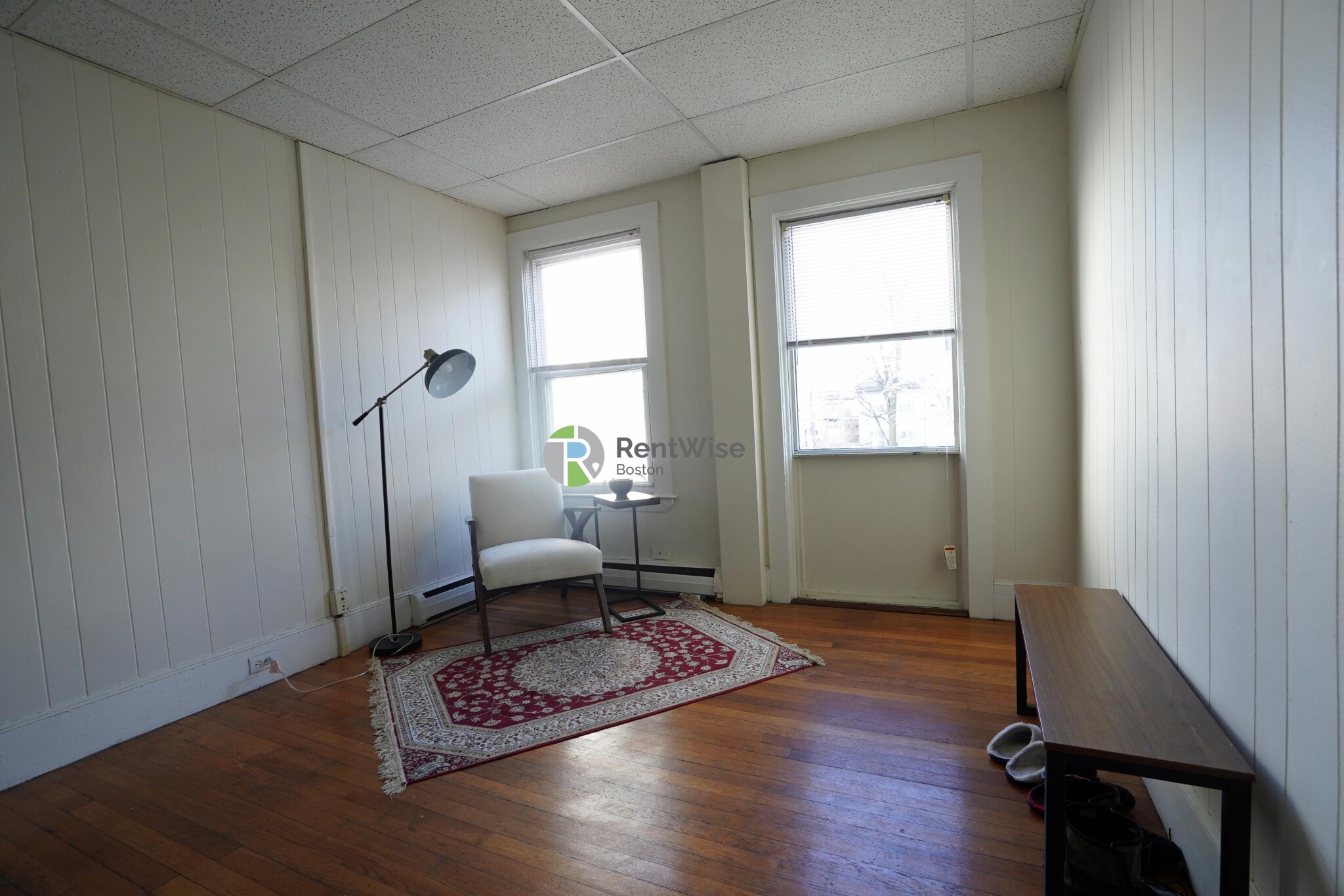 5 Ashford Ct, Allston