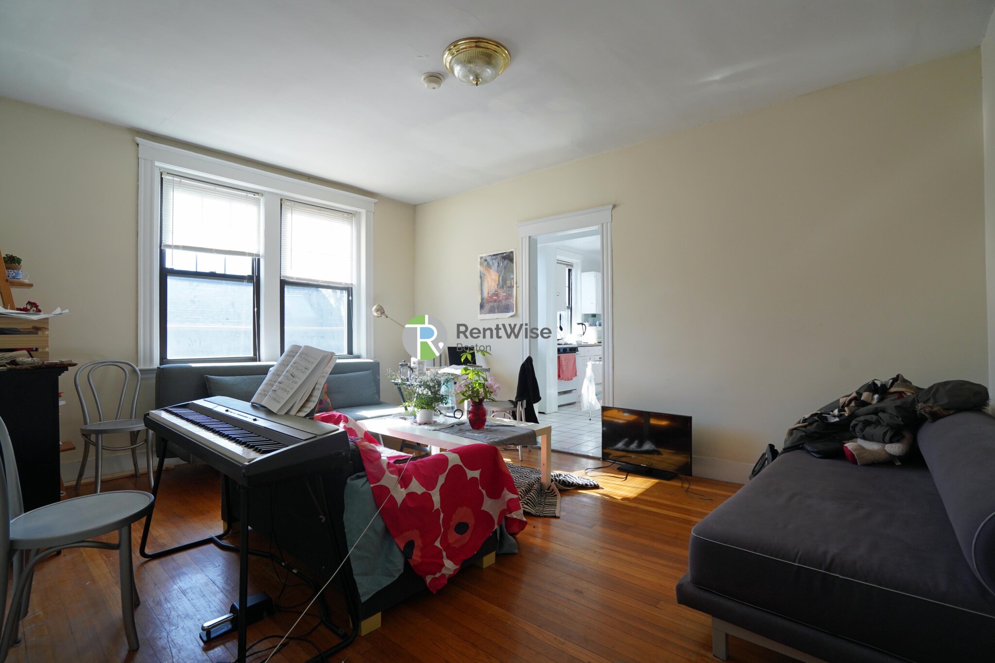 39 Clinton St, Mid-Cambridge