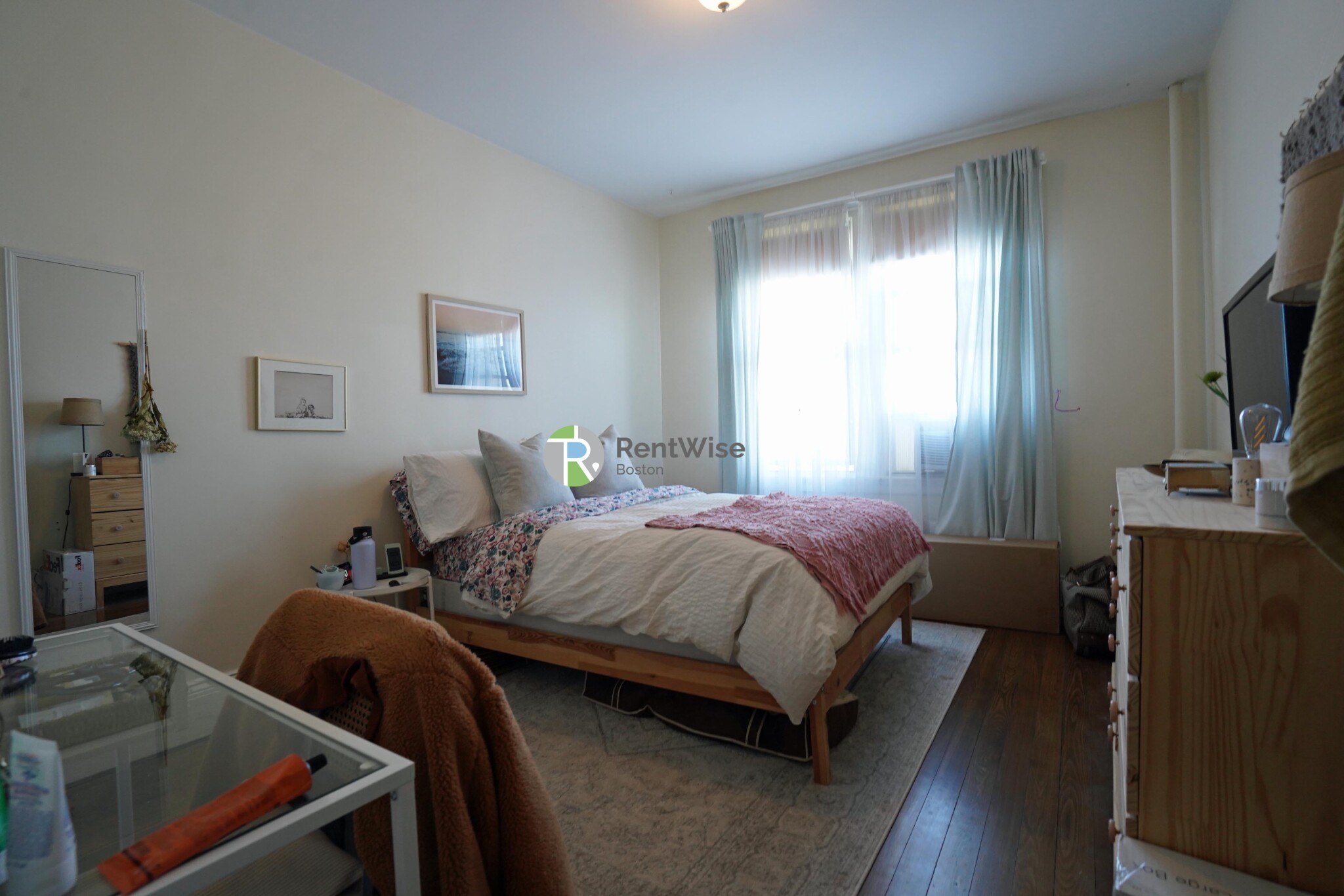 1212 Commonwealth Ave, Brighton