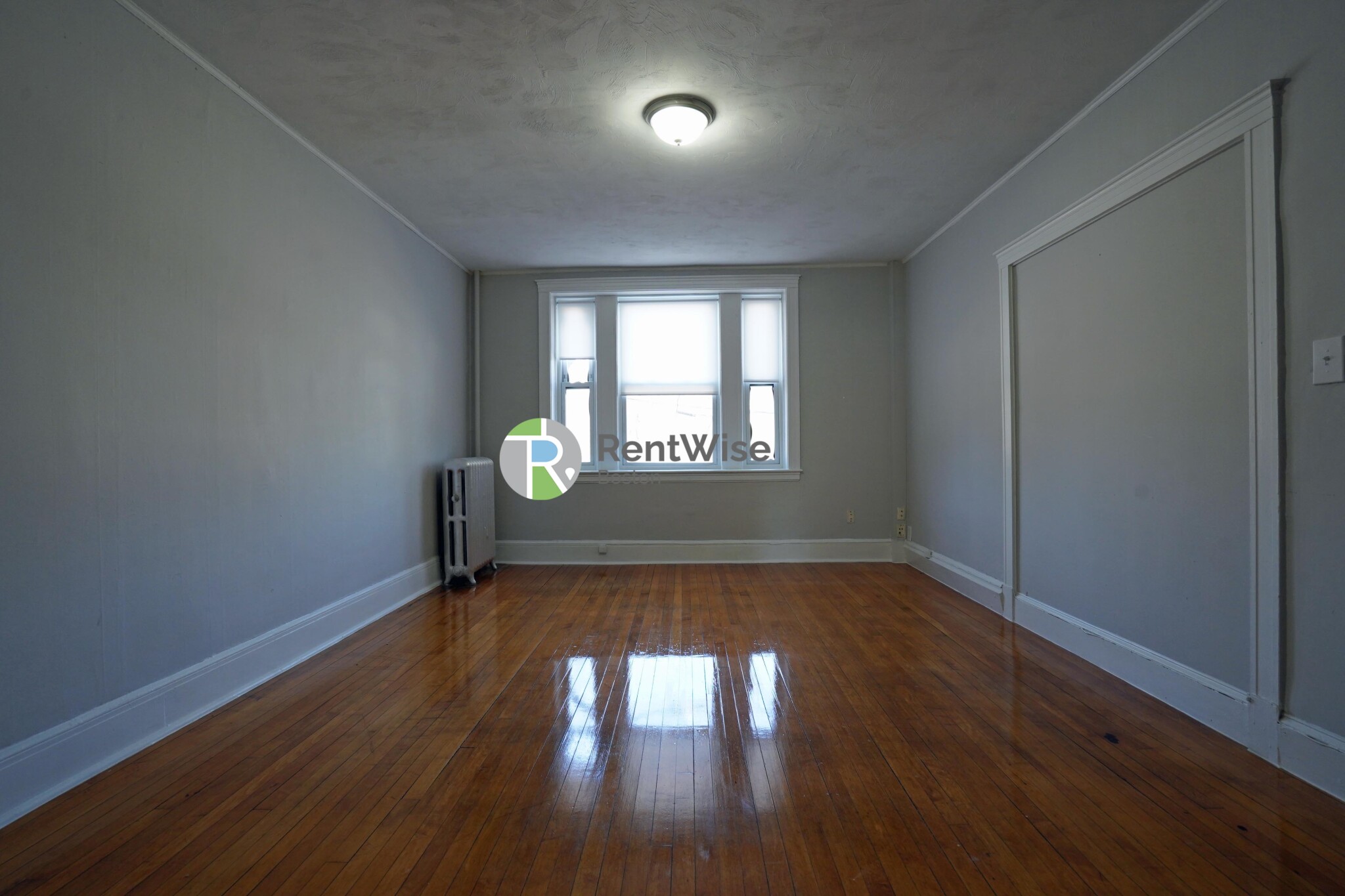 90 Cypress St, Emerson Gardens