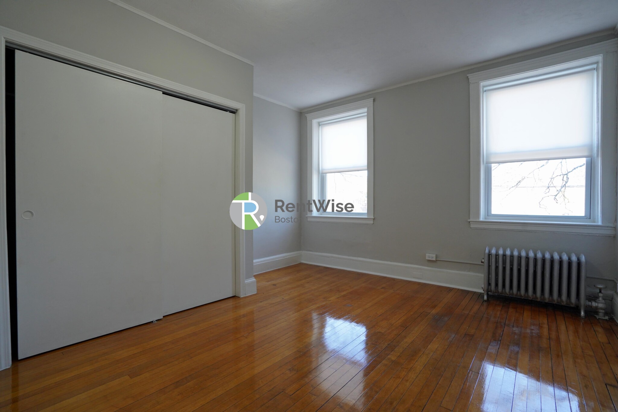 90 Cypress St, Emerson Gardens