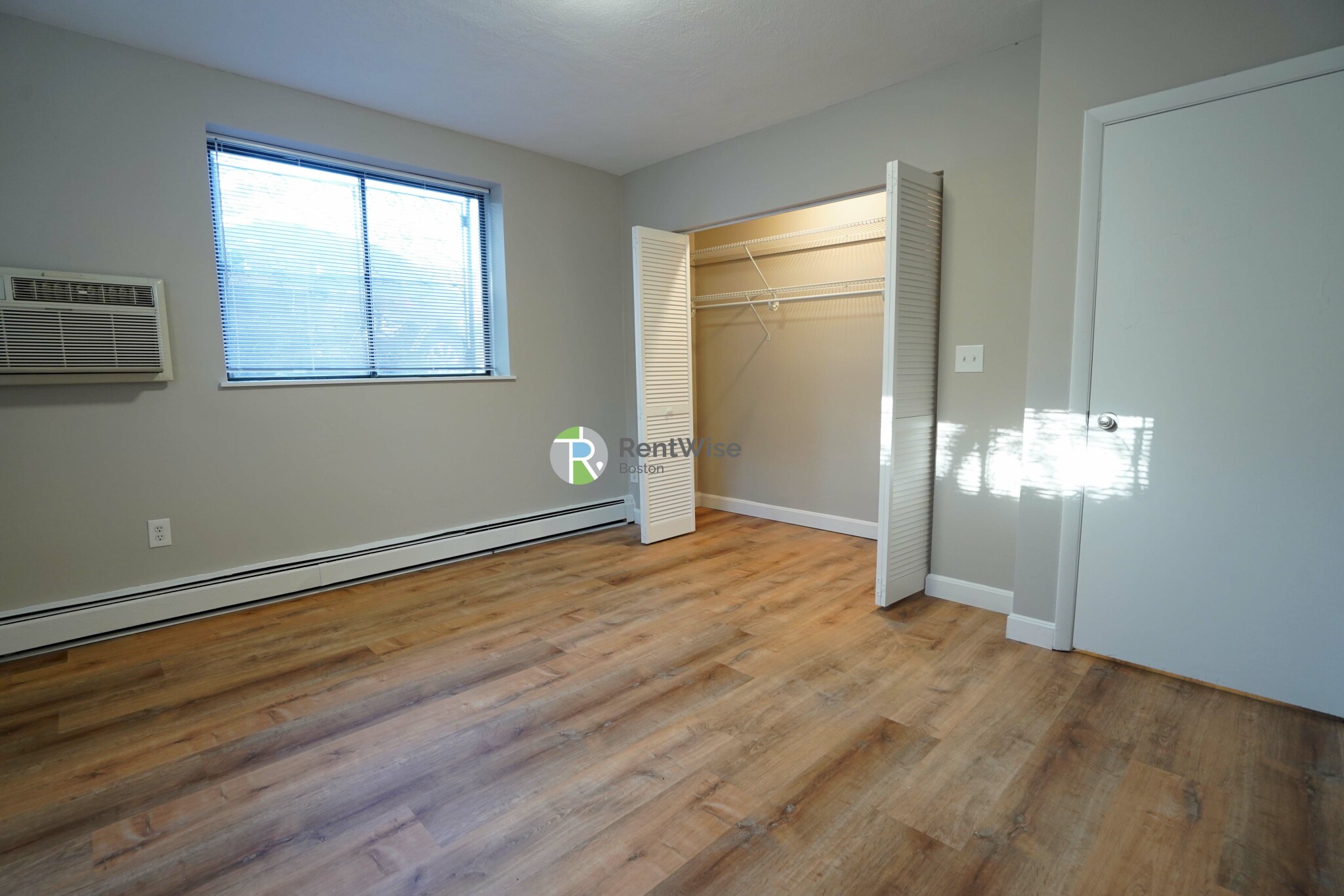 106 Tremont St, Brighton