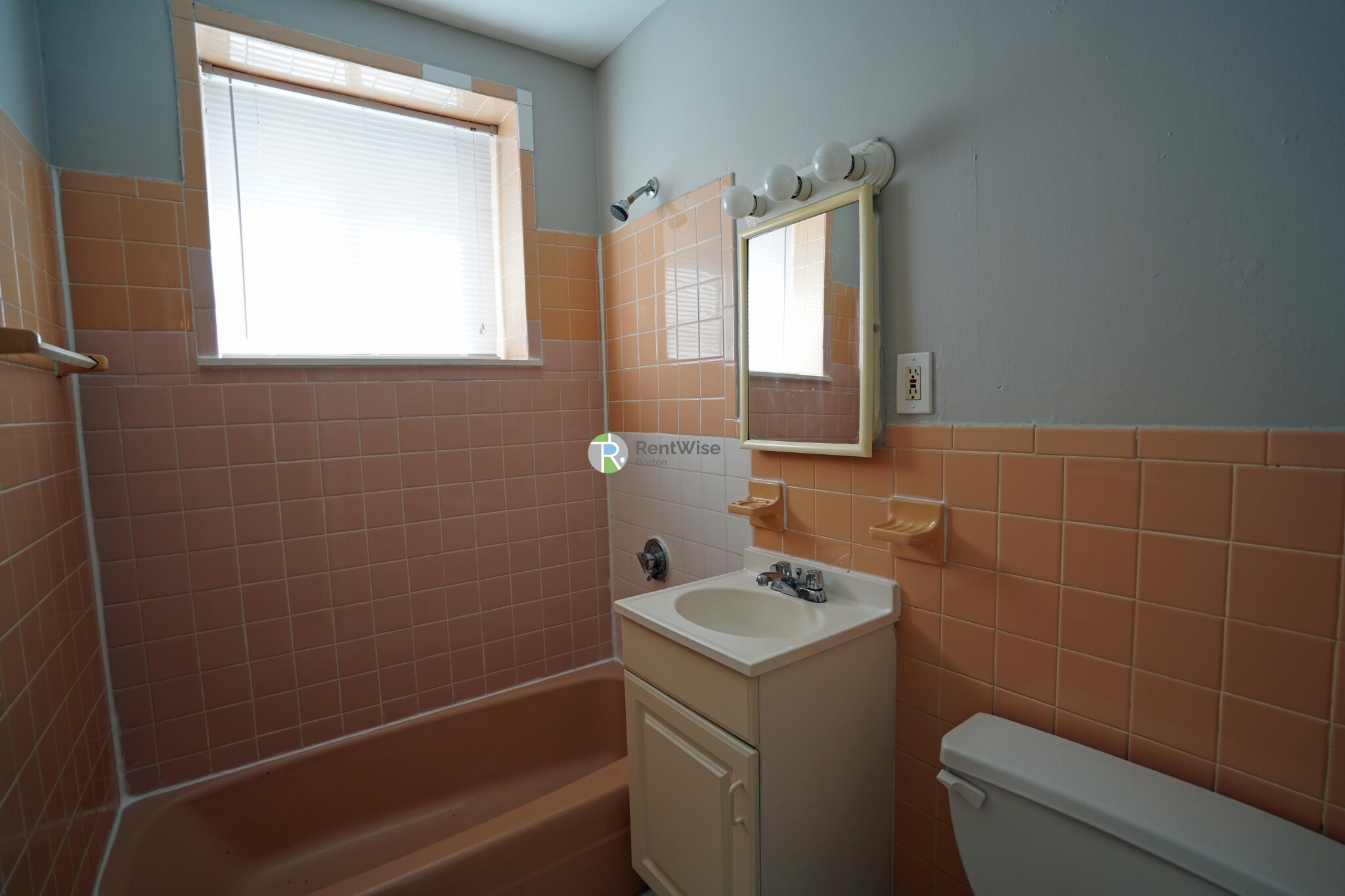 1200 Commonwealth Ave, Brighton