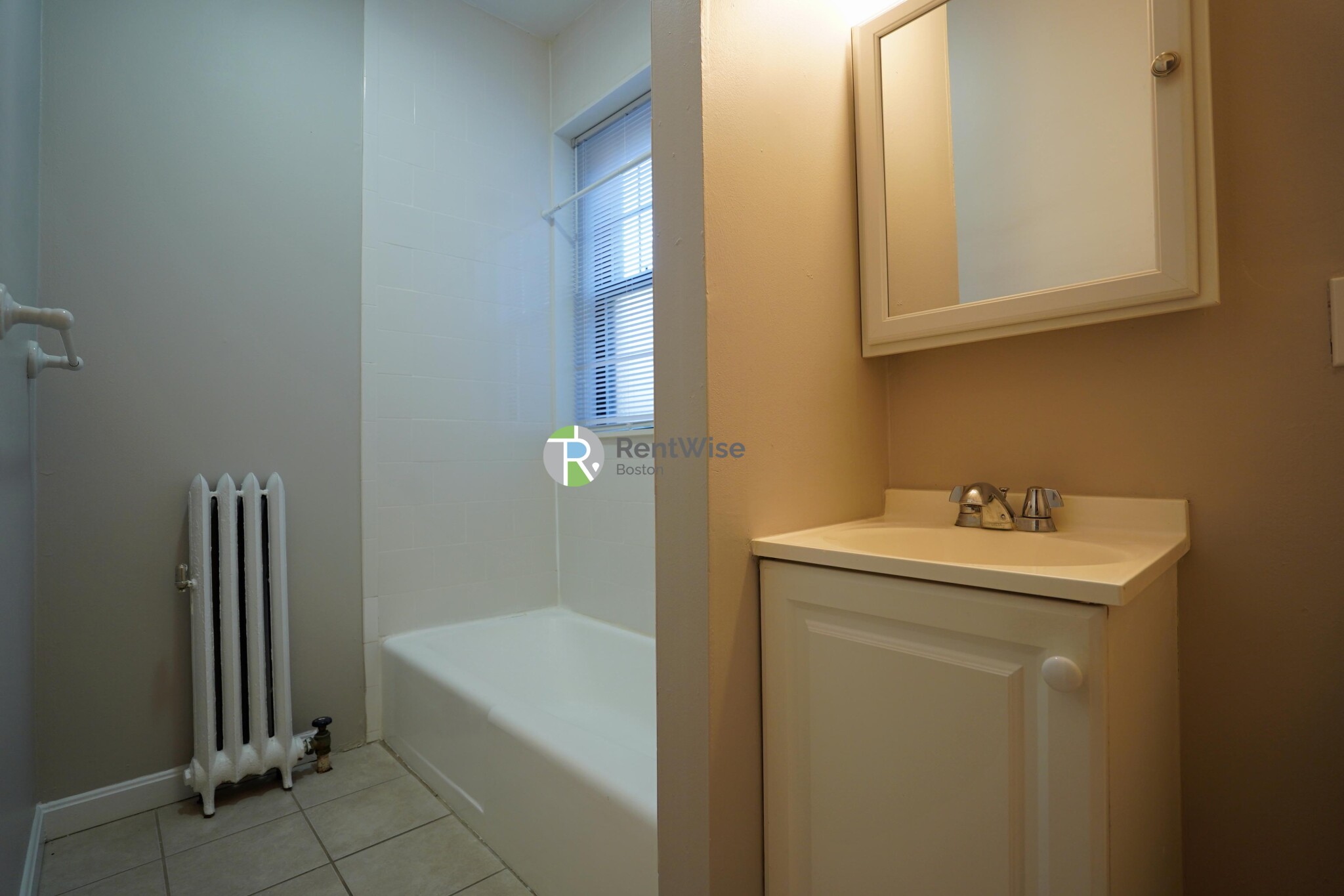 294 Harvard St, Mid-Cambridge