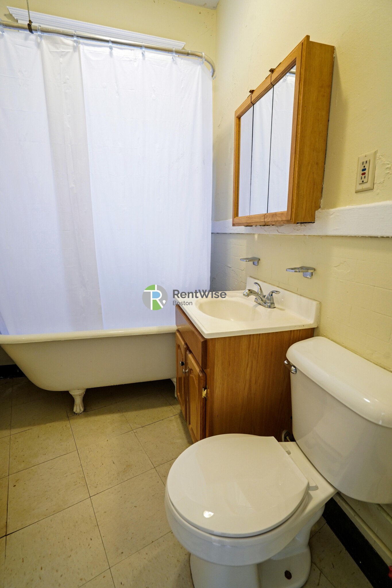 60 Woodstock Ave, Brighton