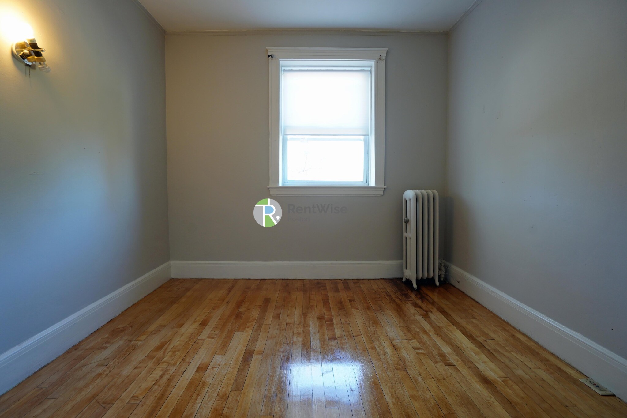 90 Cypress St, Emerson Gardens