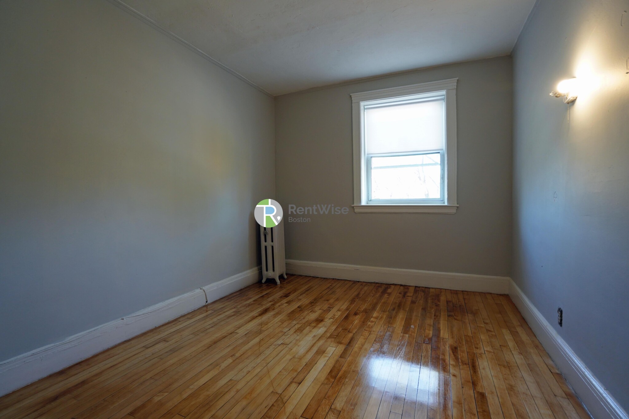 90 Cypress St, Emerson Gardens