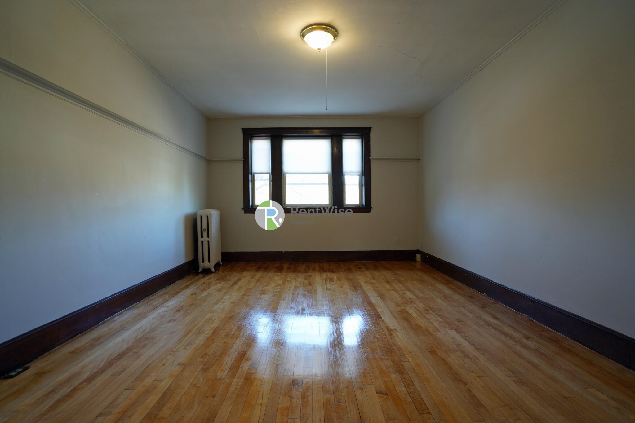 90 Cypress St, Emerson Gardens