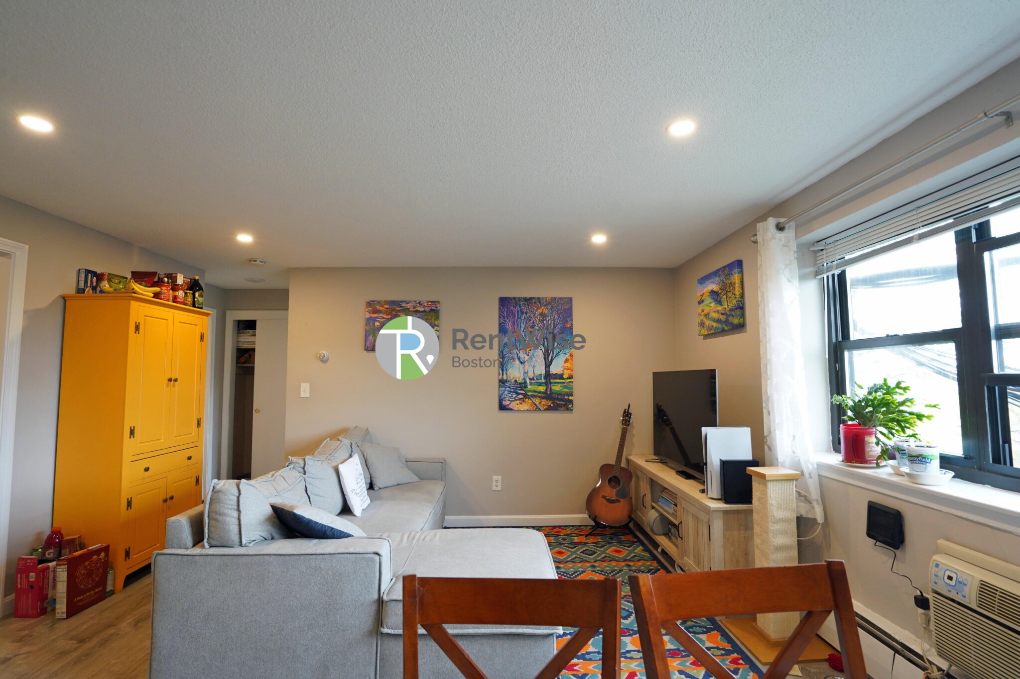 77 Mason Ter, Corey Hill