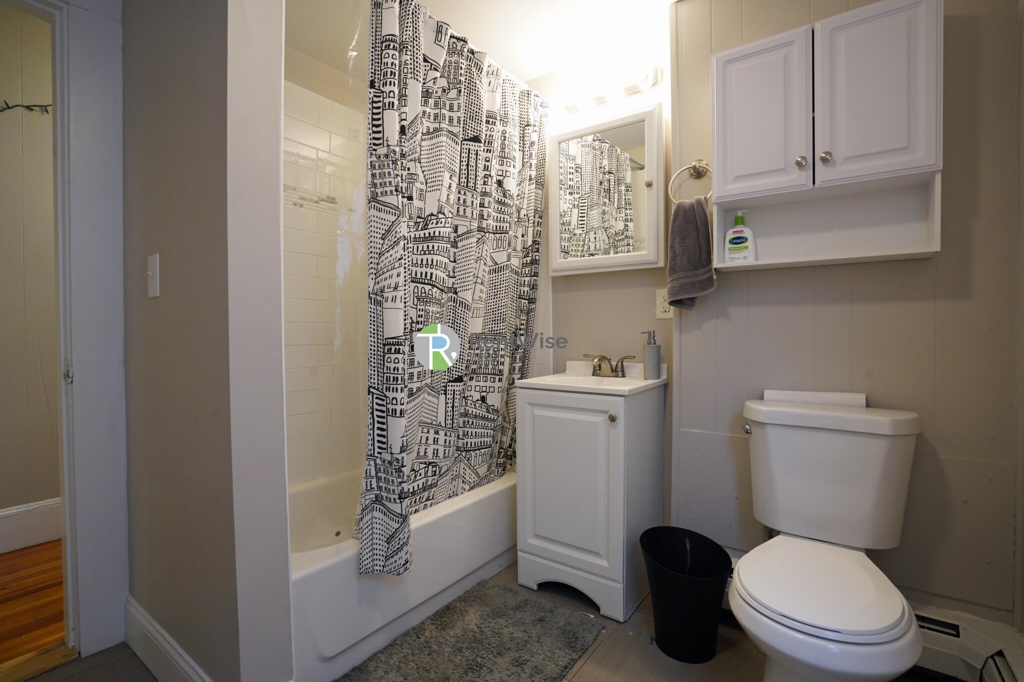 4 Ashford Ct, Allston