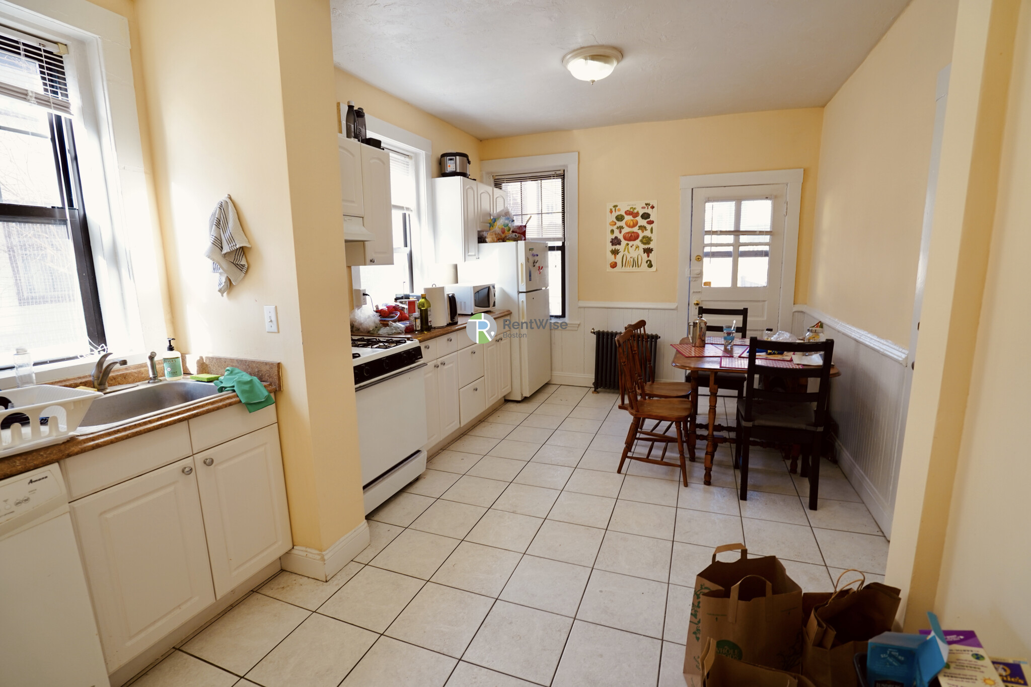 39 Clinton St, Mid-Cambridge