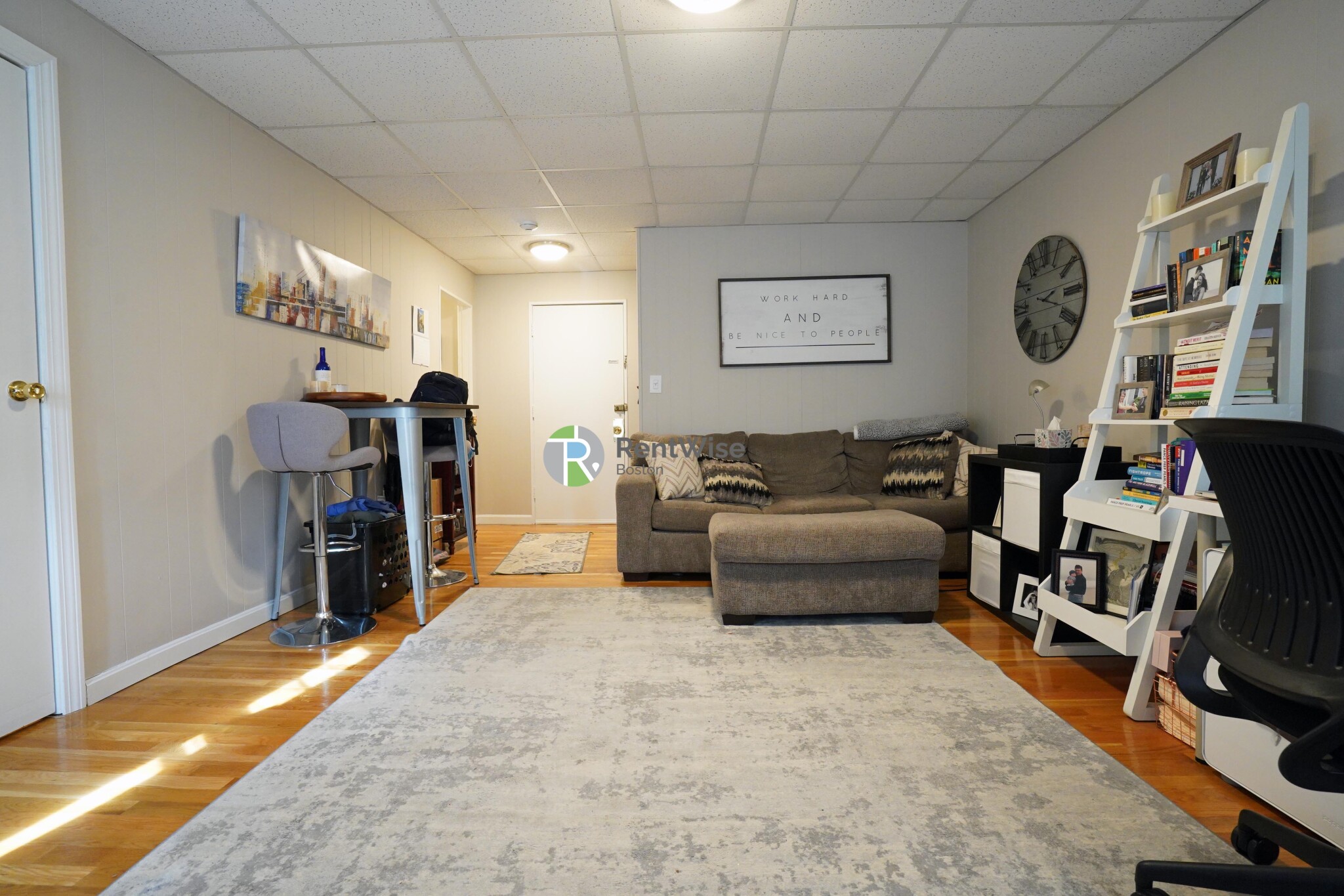 1055 Beacon St, Longwood