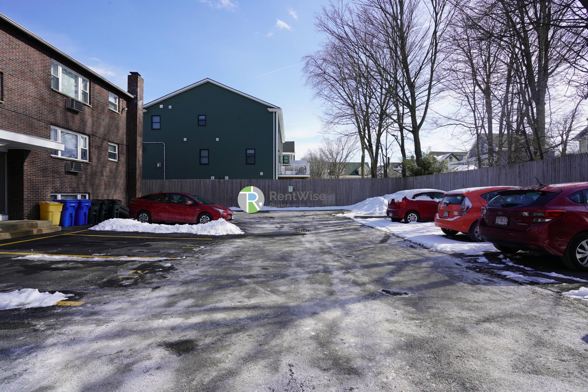 121 Ash St, South Side