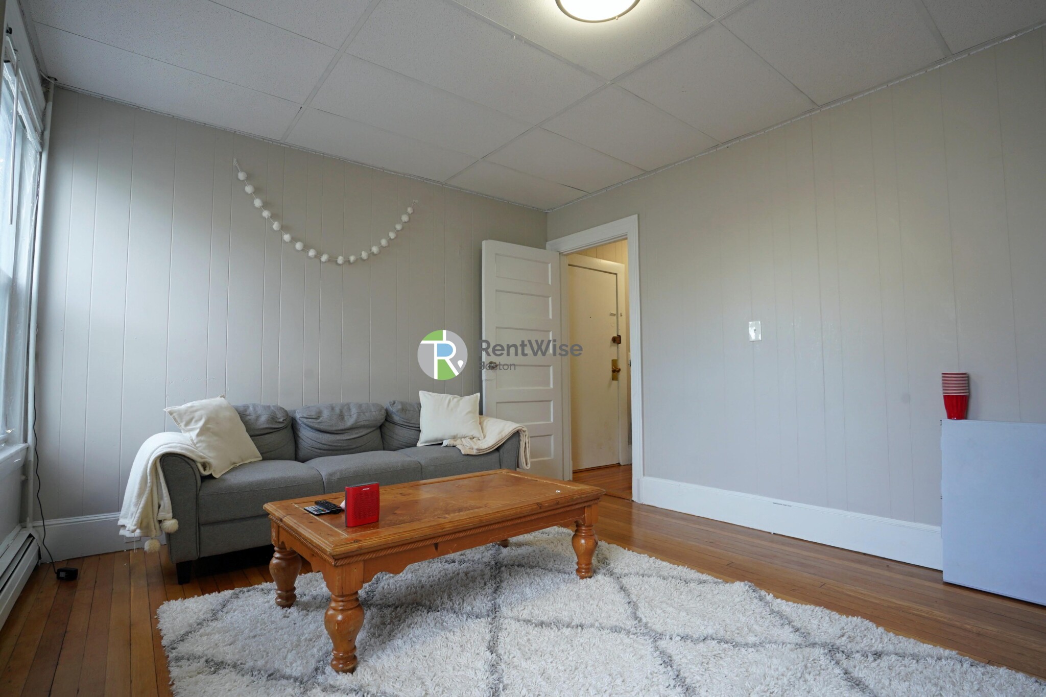 2 Ashford Ct, Allston