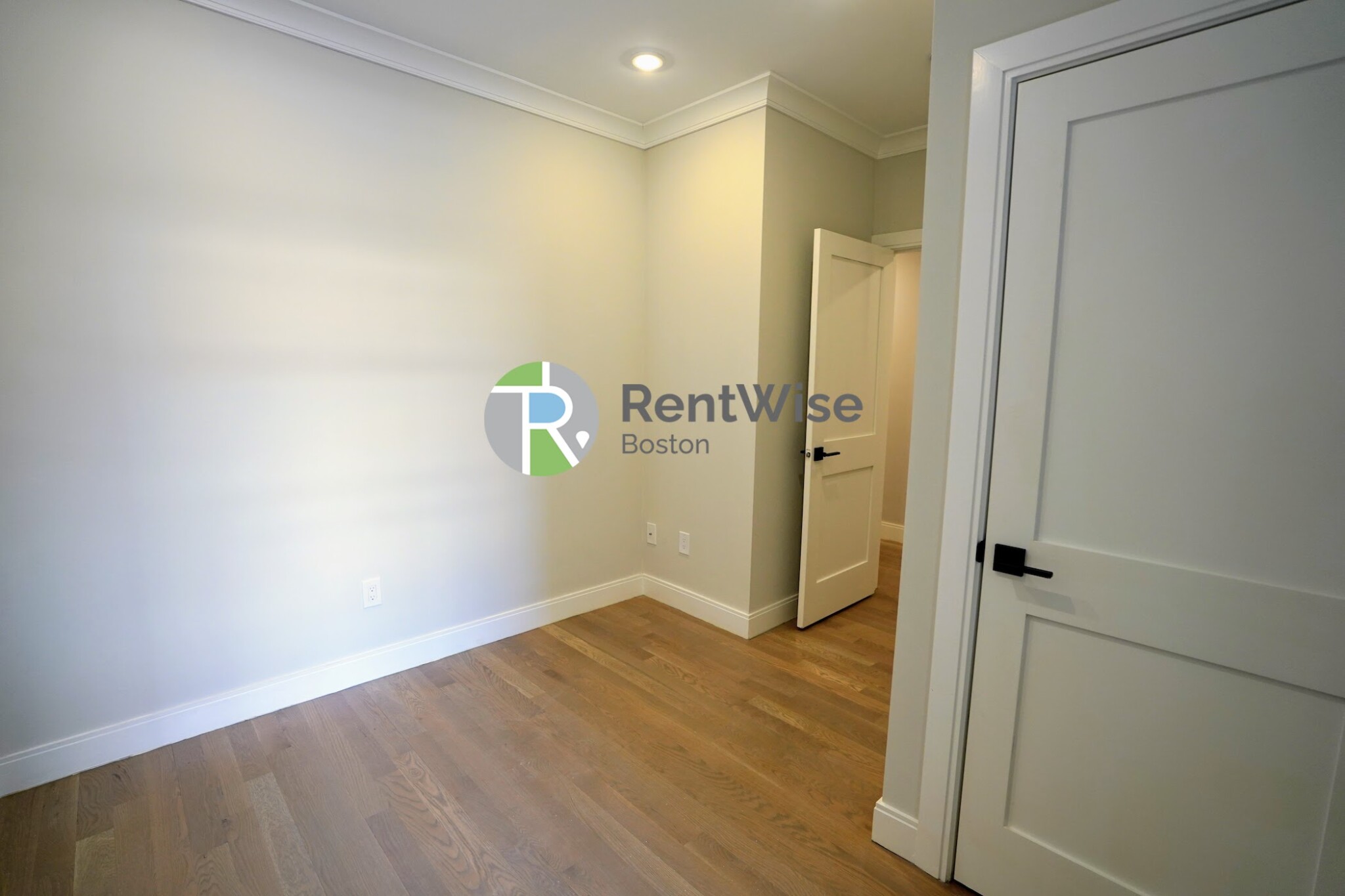 47 Englewood Ave, Brighton