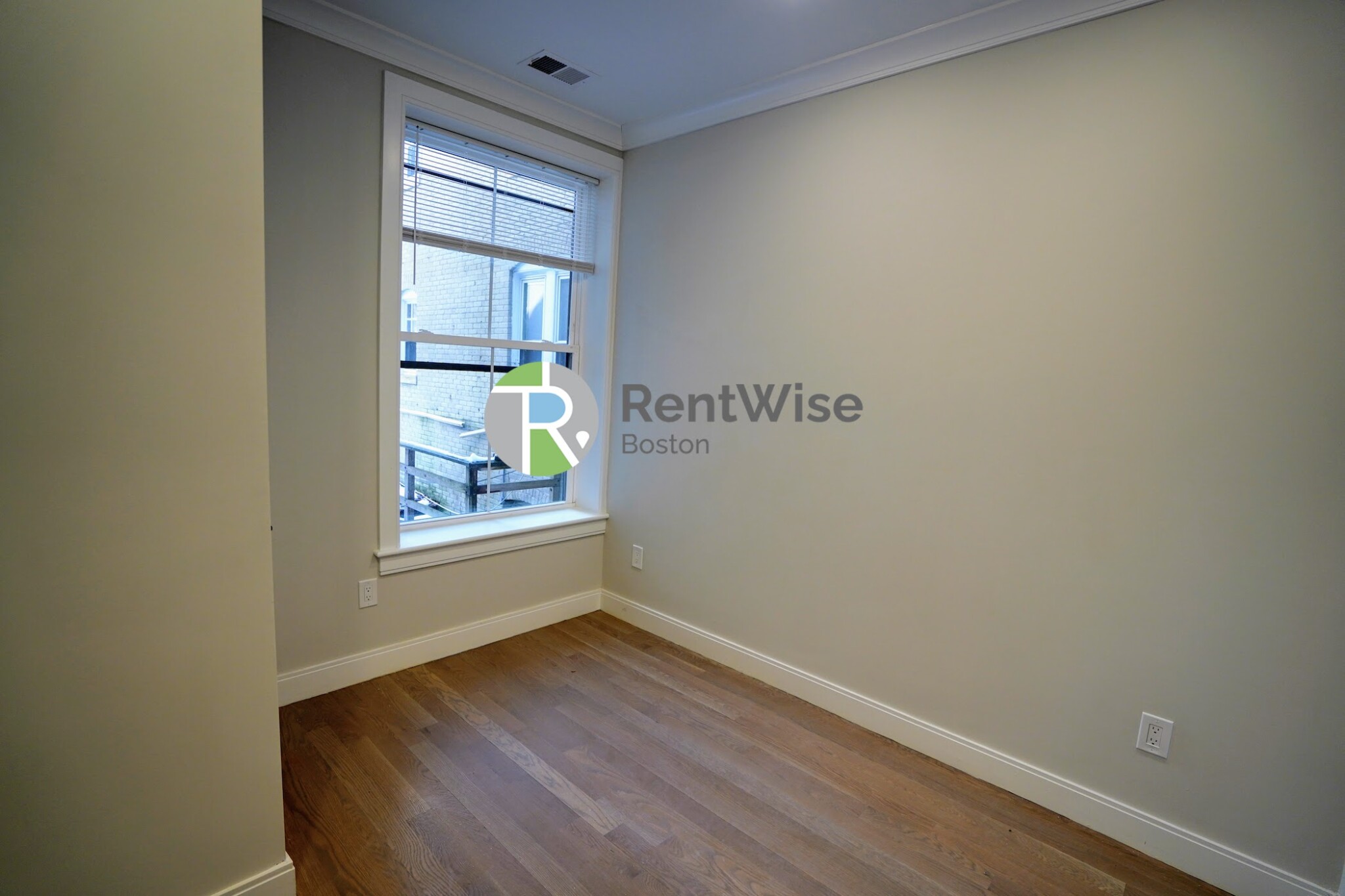 47 Englewood Ave, Brighton