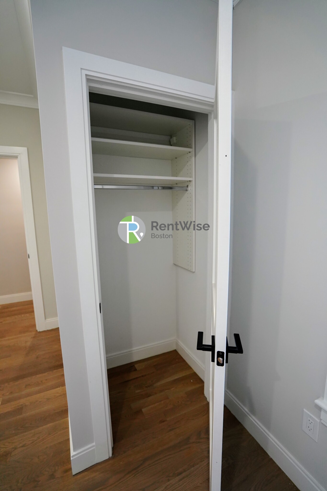 47 Englewood Ave, Brighton