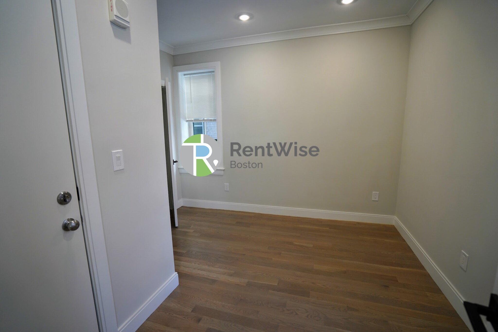 47 Englewood Ave, Brighton