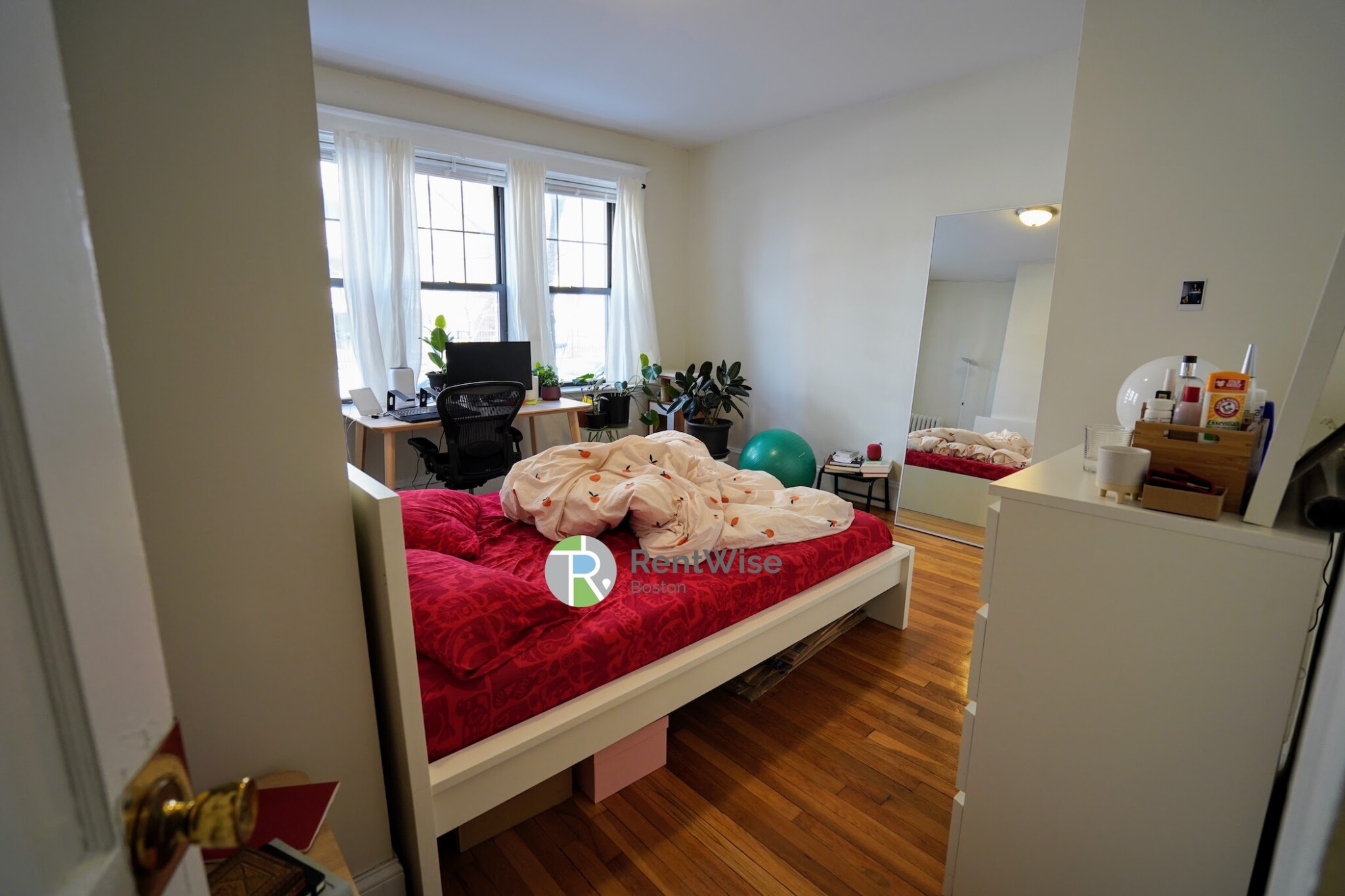 294 Harvard St, Mid-Cambridge