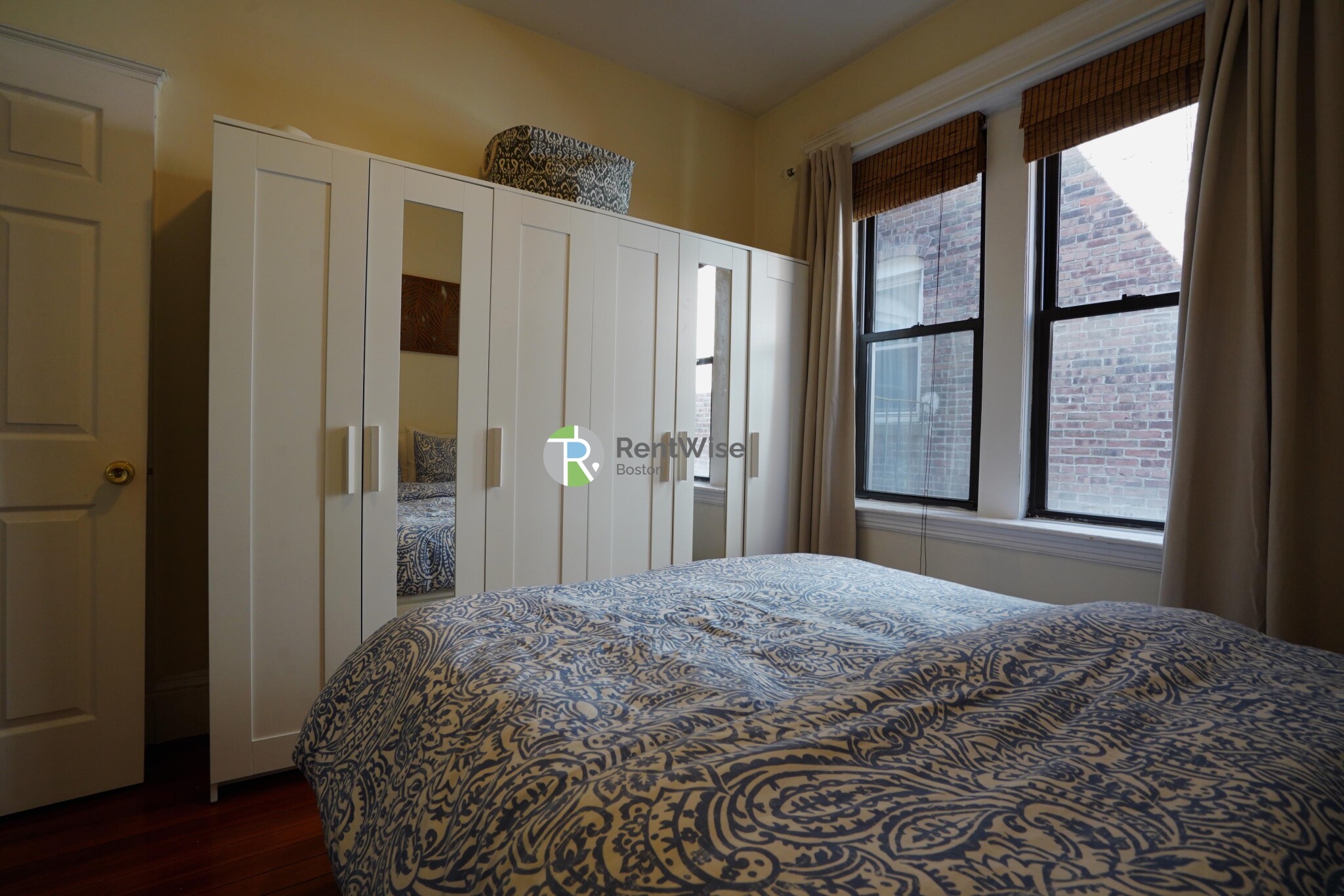 1379 Commonwealth Ave, Brighton