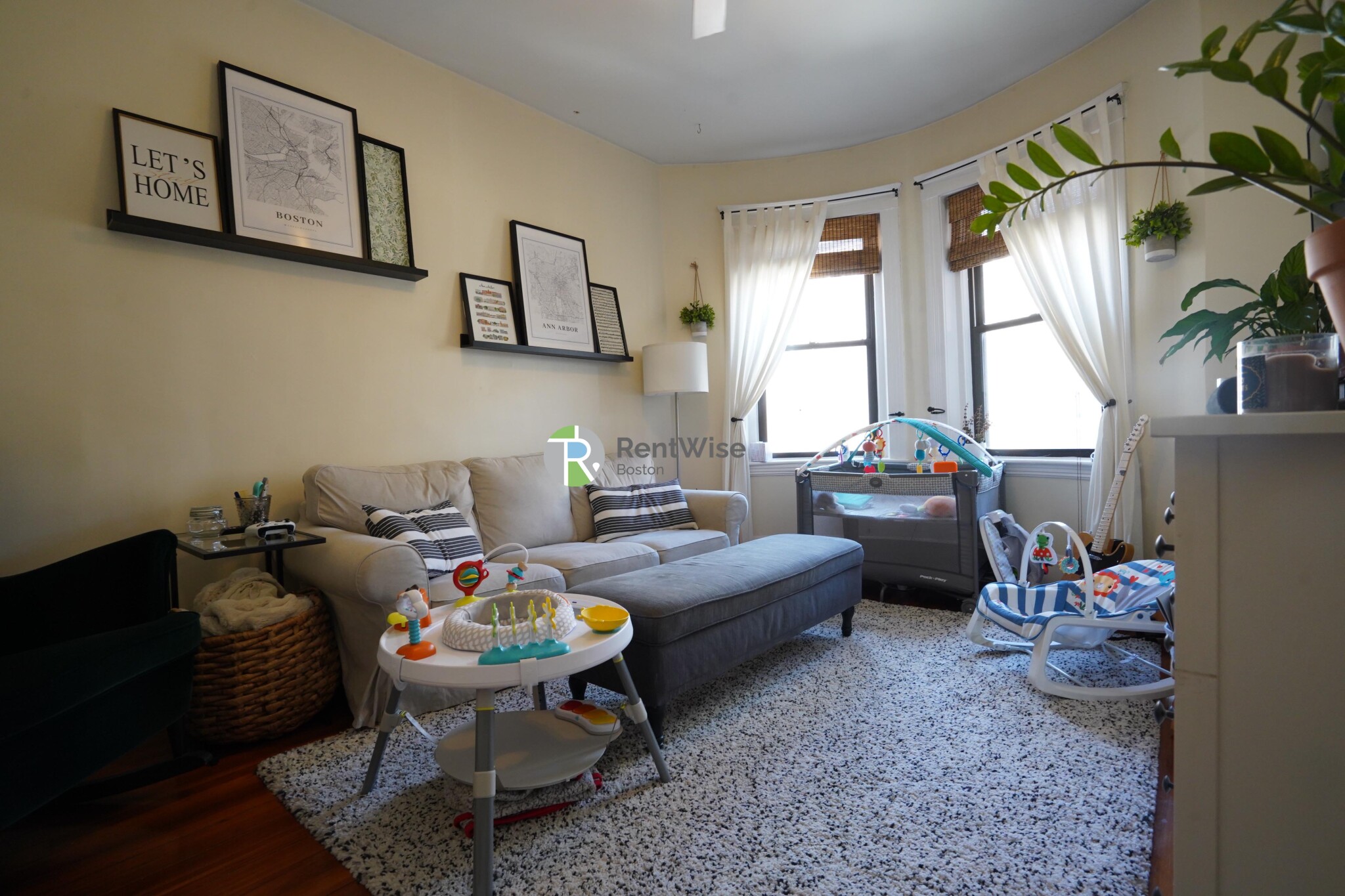 1379 Commonwealth Ave, Brighton