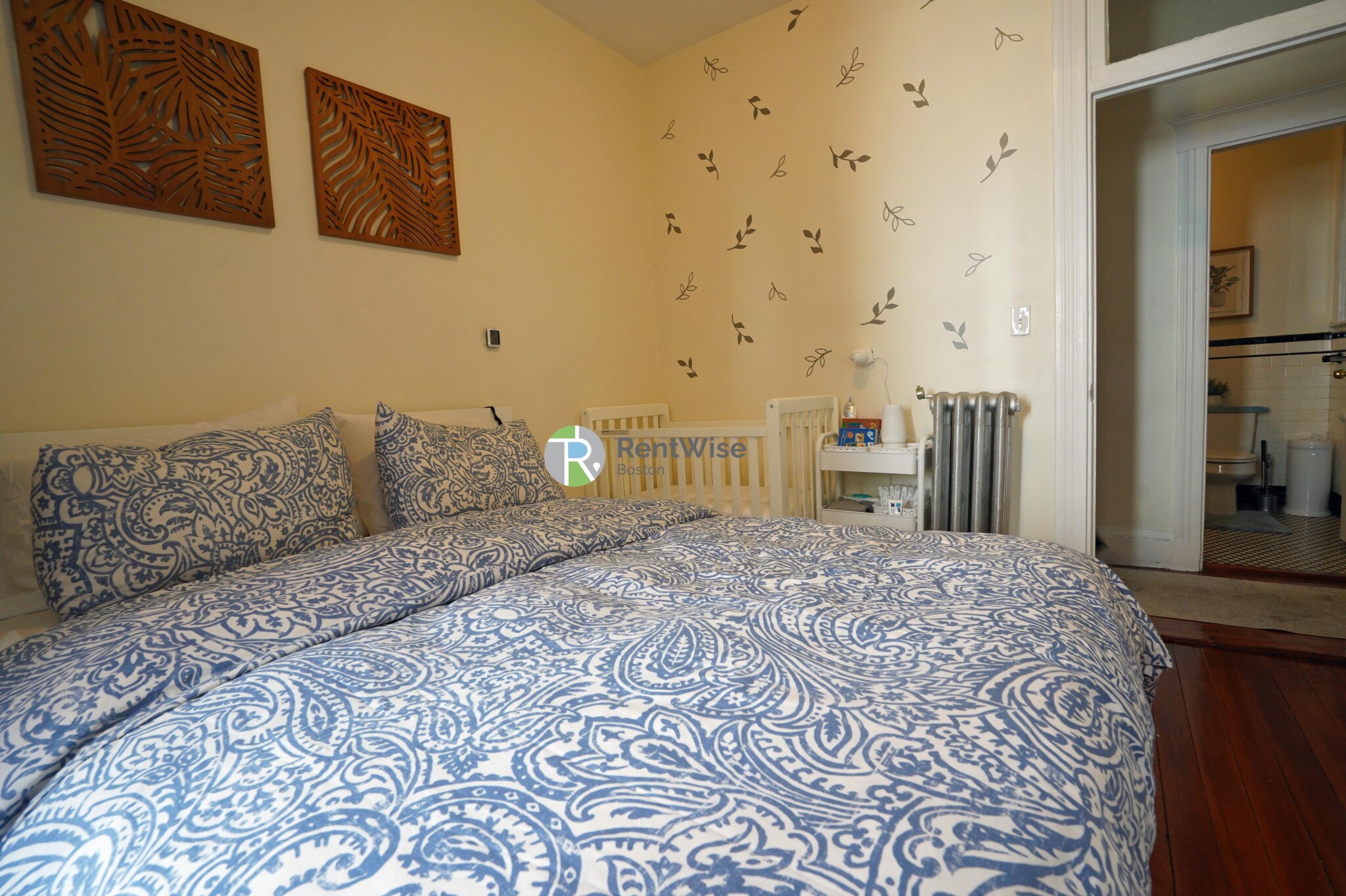 1379 Commonwealth Ave, Brighton