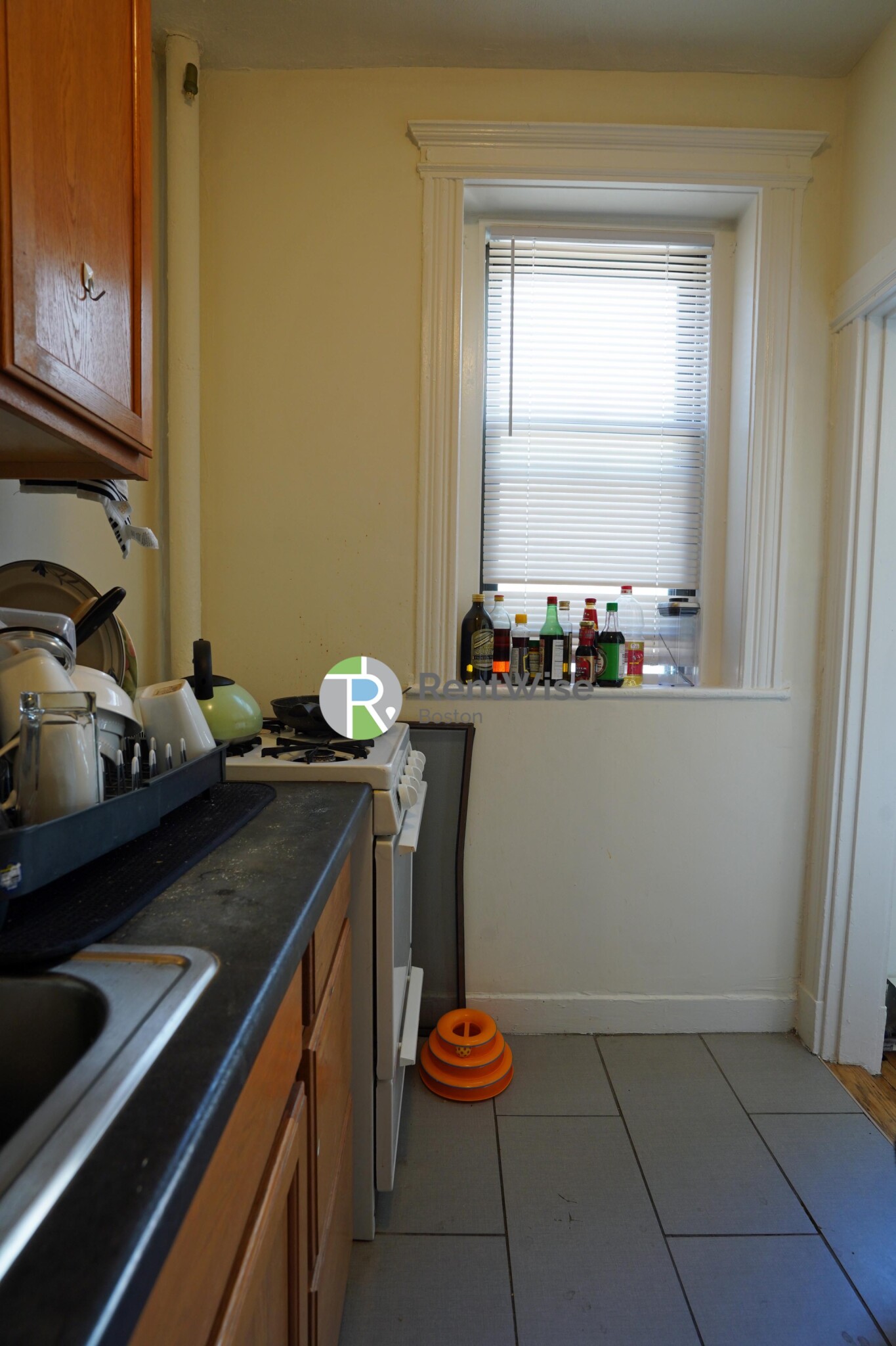 74 Brainerd Rd, Allston