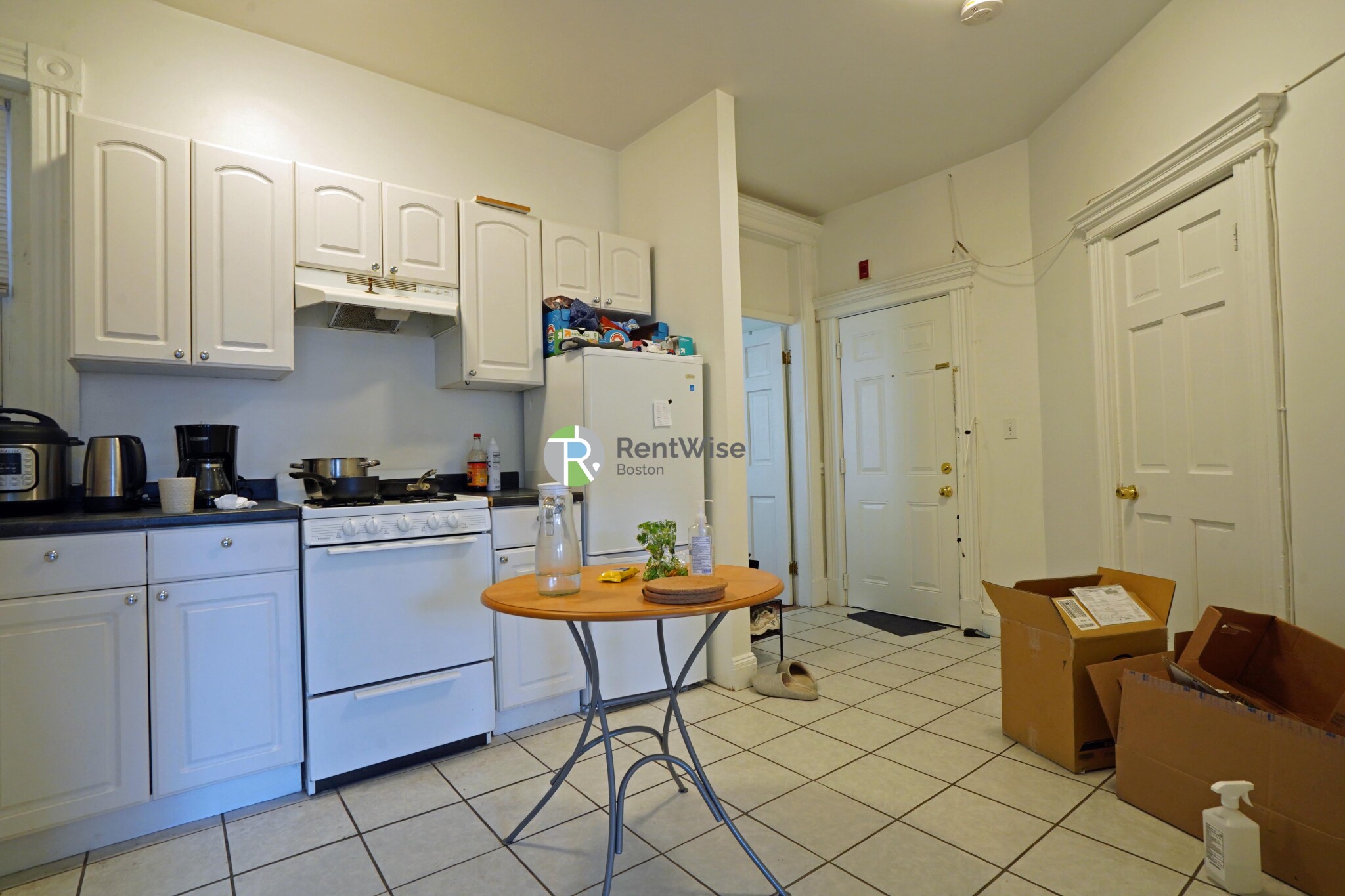 1298 Commonwealth Ave, Allston