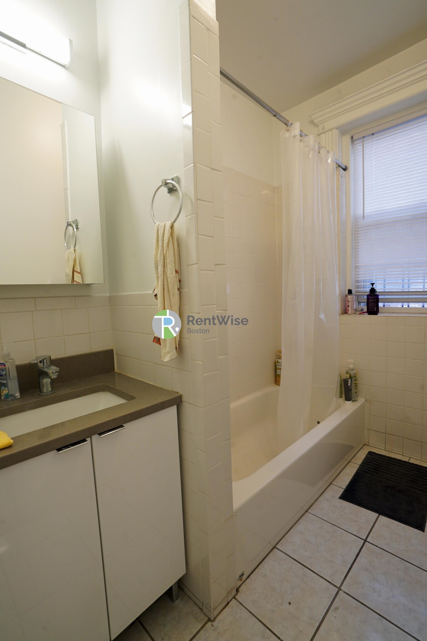 1298 Commonwealth Ave, Allston