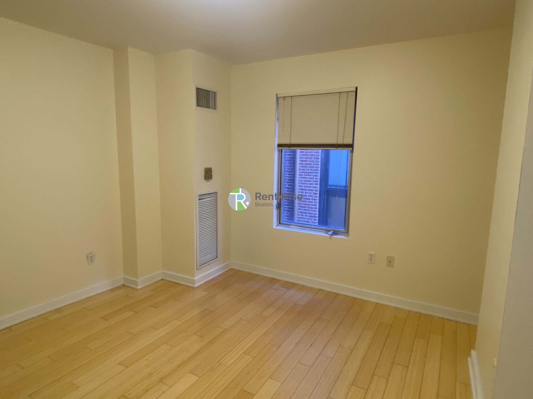 40 Boylston St, Downtown