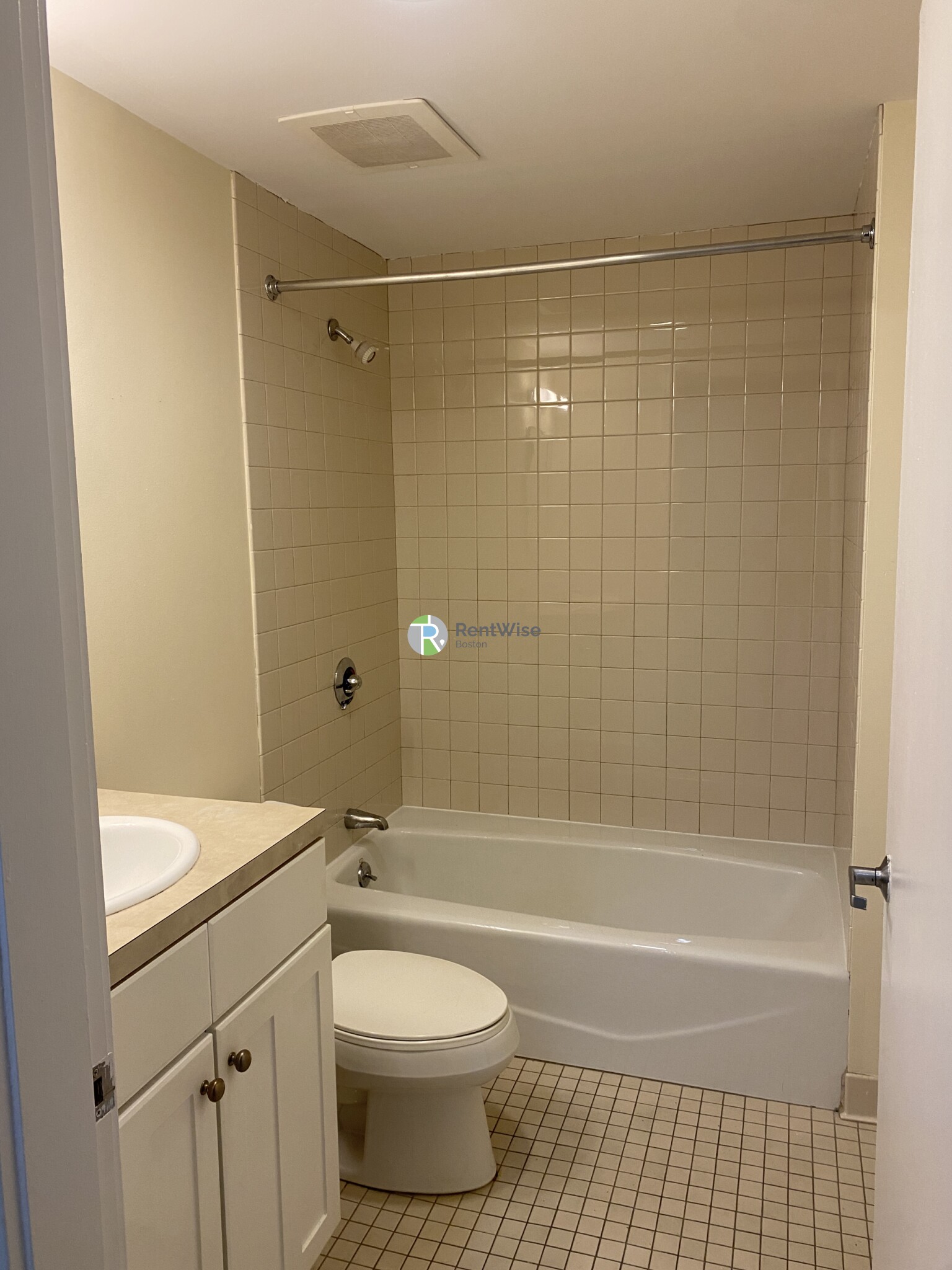 40 Boylston St, Downtown