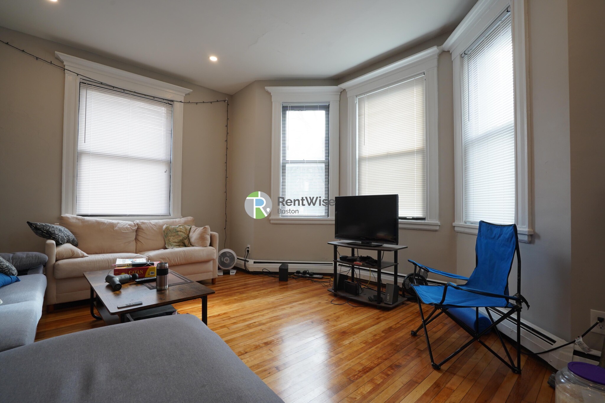 72 Gardner St, Allston