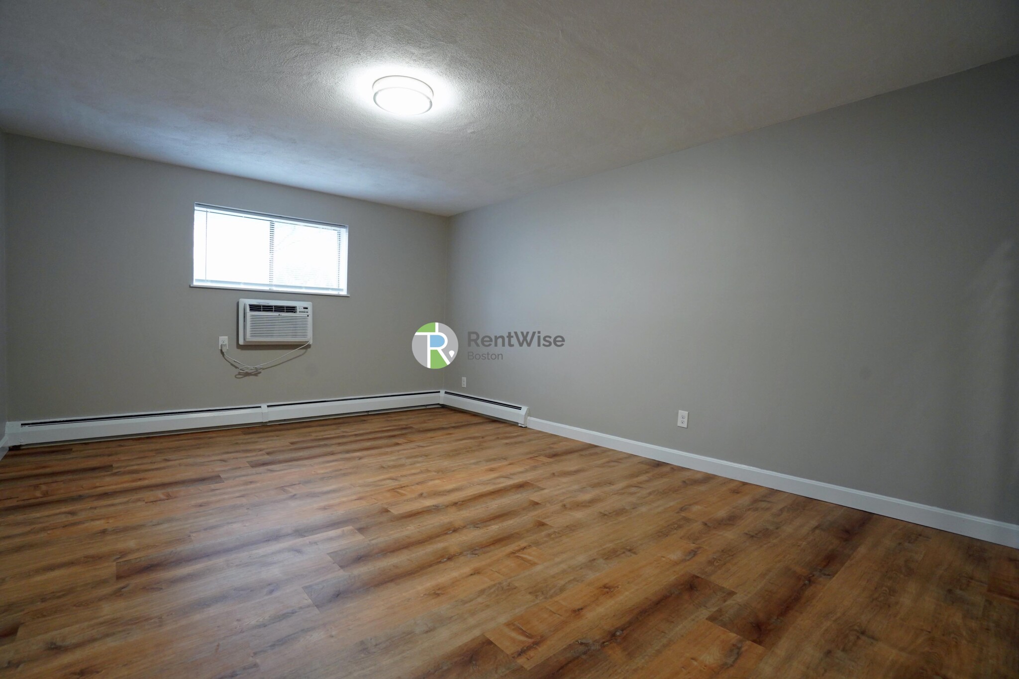 116 Tremont St, Brighton