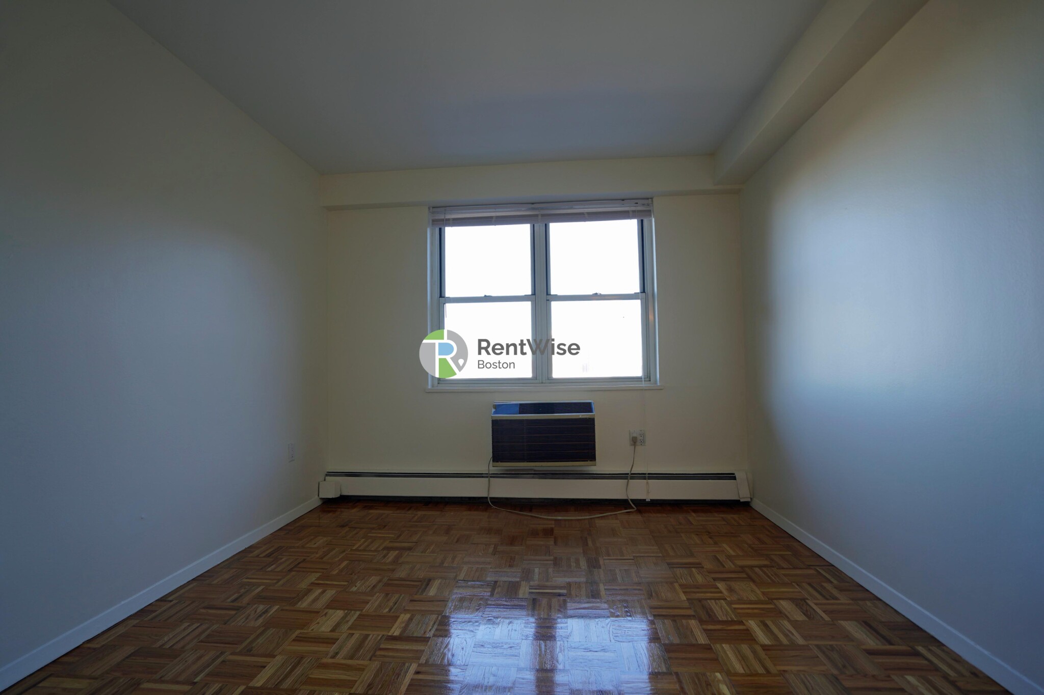 175 Freeman St, North Brookline