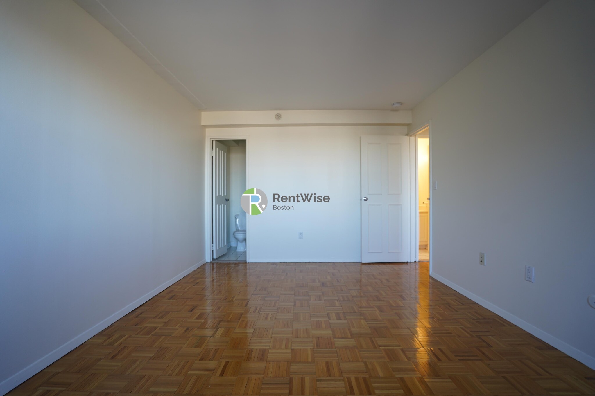 175 Freeman St, North Brookline