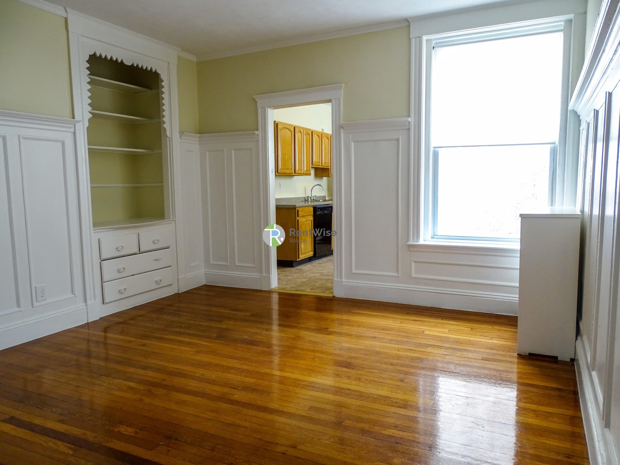 1114 Commonwealth Ave, Allston