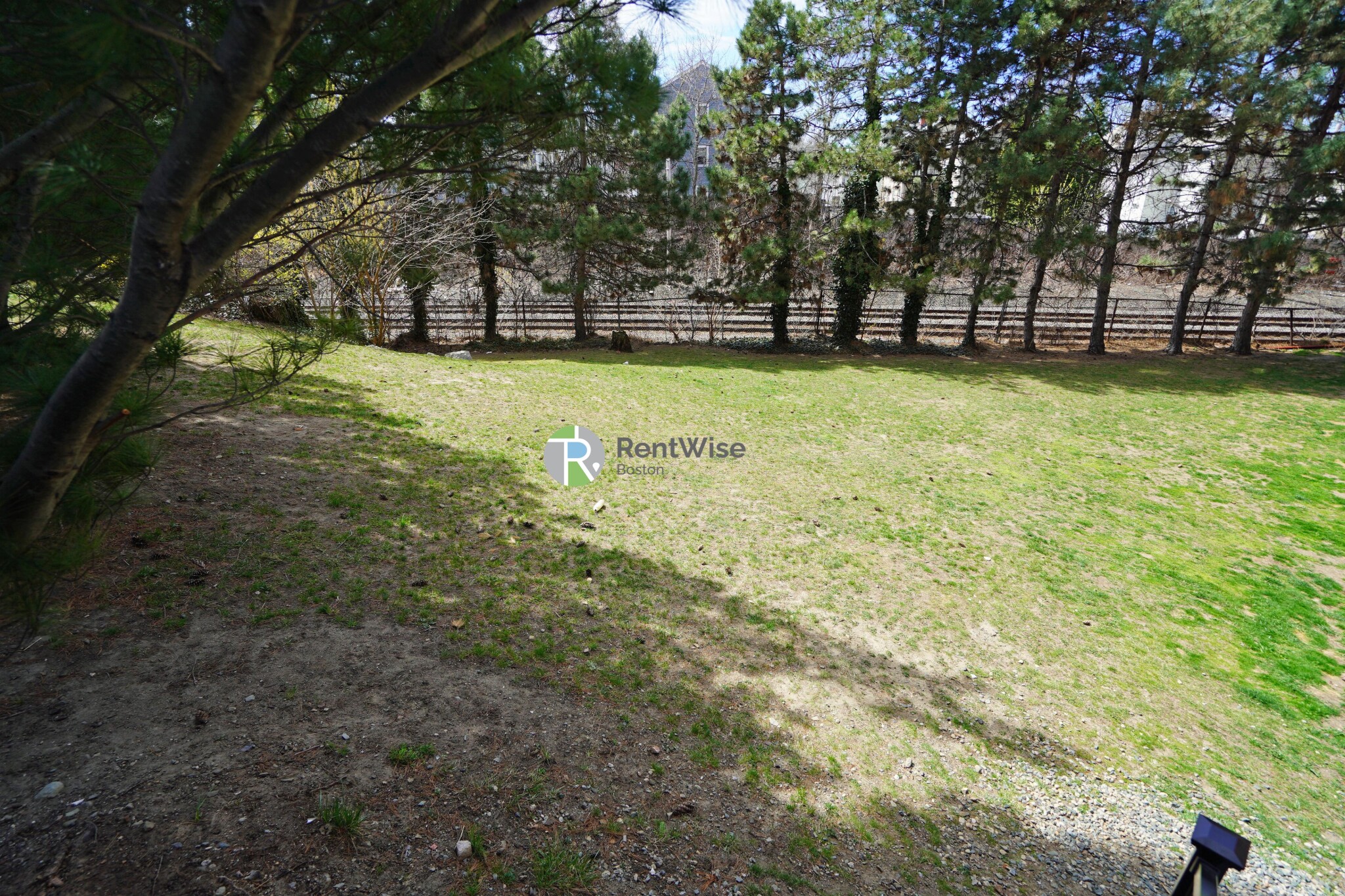 25 Webster Ave, Ward Two